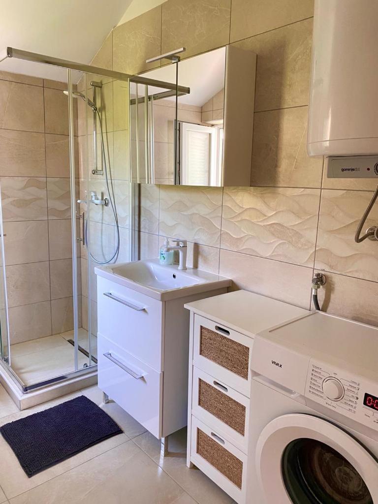Apartment Prilaz Obali Dramalj Luaran gambar