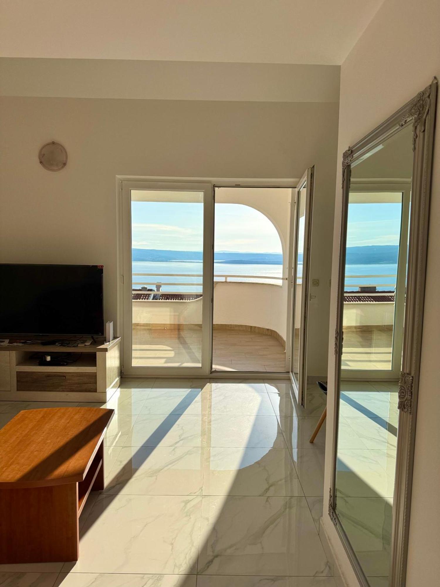 Apartment Prilaz Obali Dramalj Luaran gambar